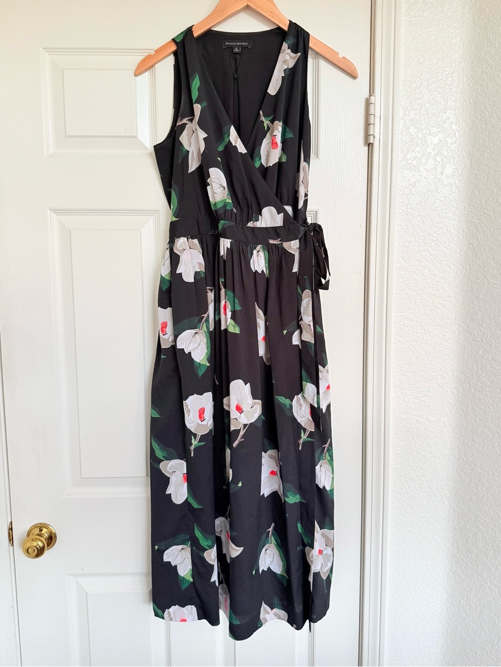Banana Republic Floral Black White Midi Dress Size 4 - Picture 5 of 8